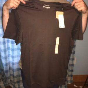 Plain men’s t shirt OPEN TO OFFERS